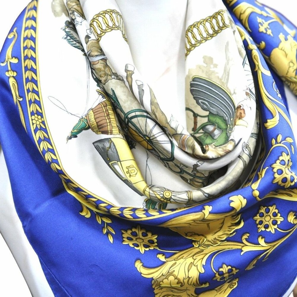 Authentic HERMES Carre 90 Scarf "LA PROMENADE DE LONGCHAMPS" Silk Blue - Picture 2 of 12